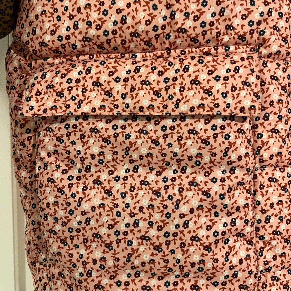 Universal Thread - Target Jacket - Picture 5 of 7